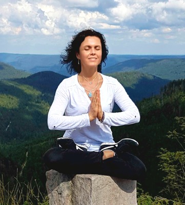 Alena Yoga